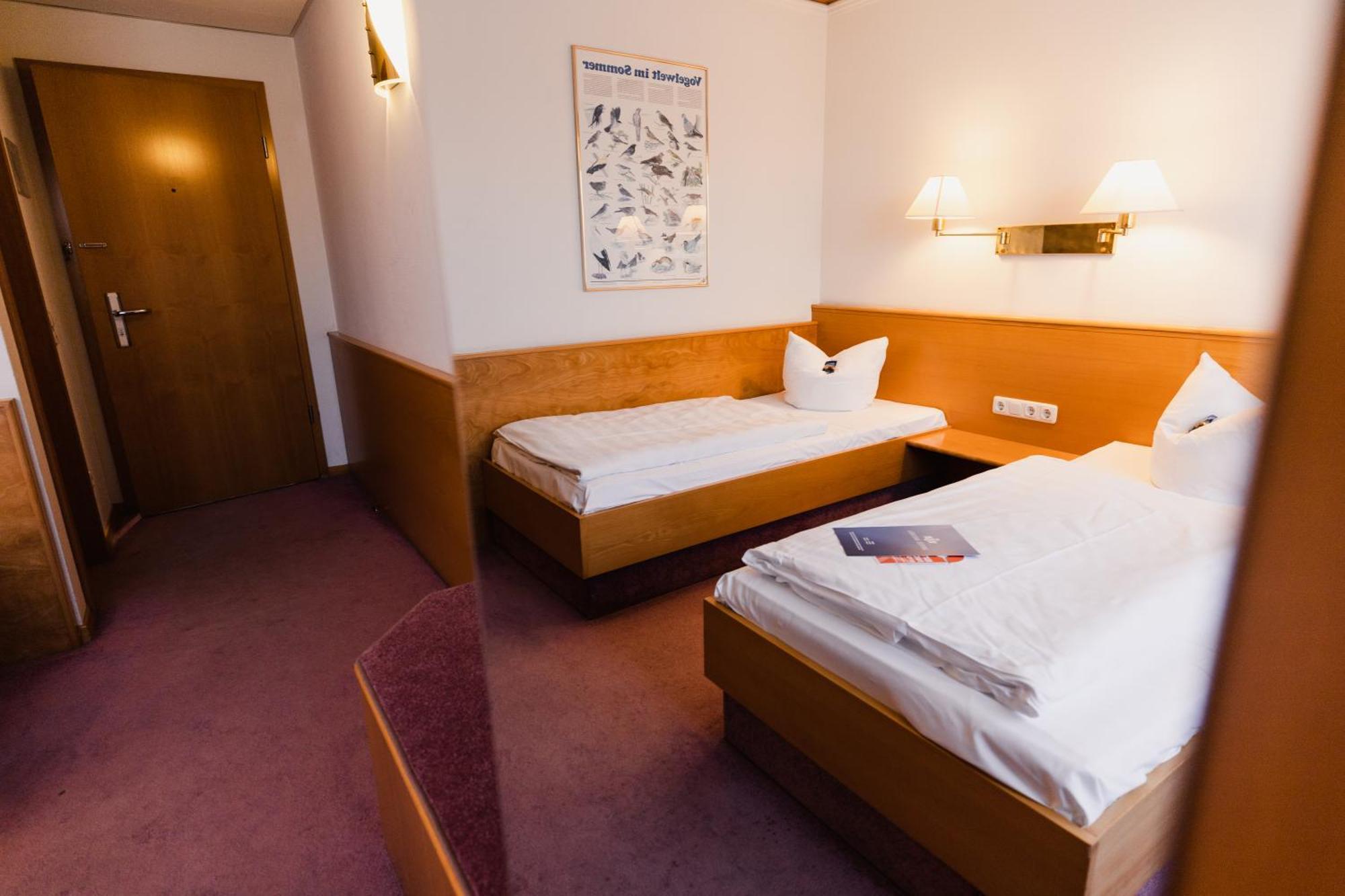 Hotel Bavaria Brehna Eksteriør bilde