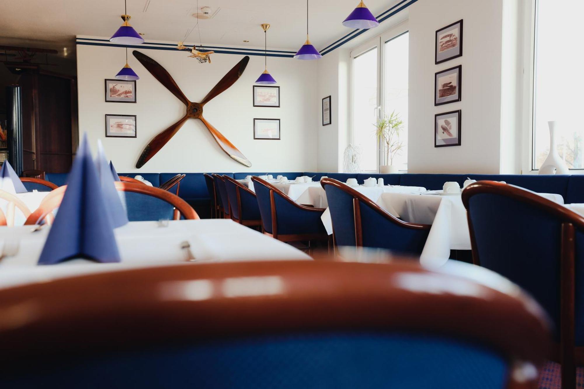 Hotel Bavaria Brehna Eksteriør bilde